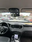 2017 Kia Sorento 2.4L L FWD SUV - 4
