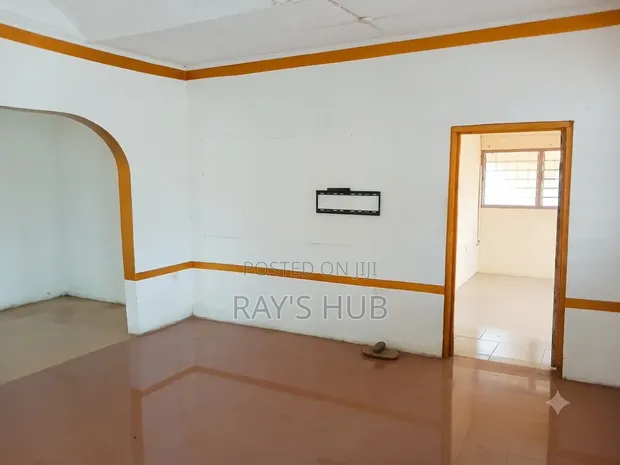5-Bedroom House for Rent in Kasoa - 1