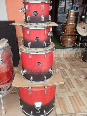 Mapex 5-Piece Acoustic Drum Set