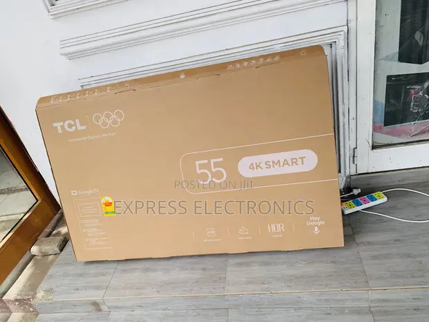 TCL 55" 4K HDR Frameless Google TV 55P635 - 1