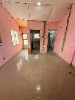 1 Bedroom Apartment for Rent, Community 18, Spintex