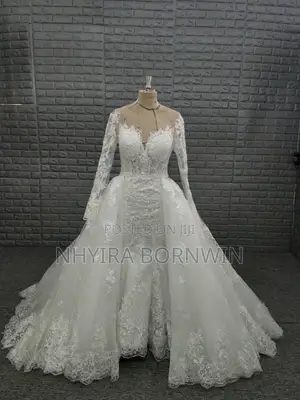 Brand New Luxury Mermaid Wedding Gown