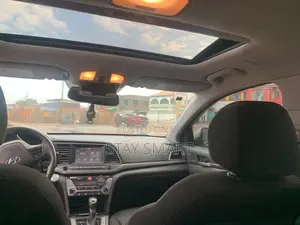 Hyundai Elantra SE 2018 Gray