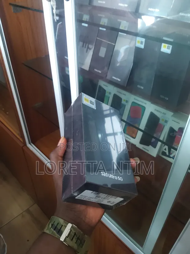 New Samsung Galaxy S20 Ultra 5G 128GB Black - 1