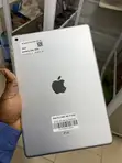Apple iPad 10.2 (2020) Wi-Fi 32GB Silver - 2