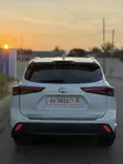 Toyota Highlander XLE AWD 2023 White - 2