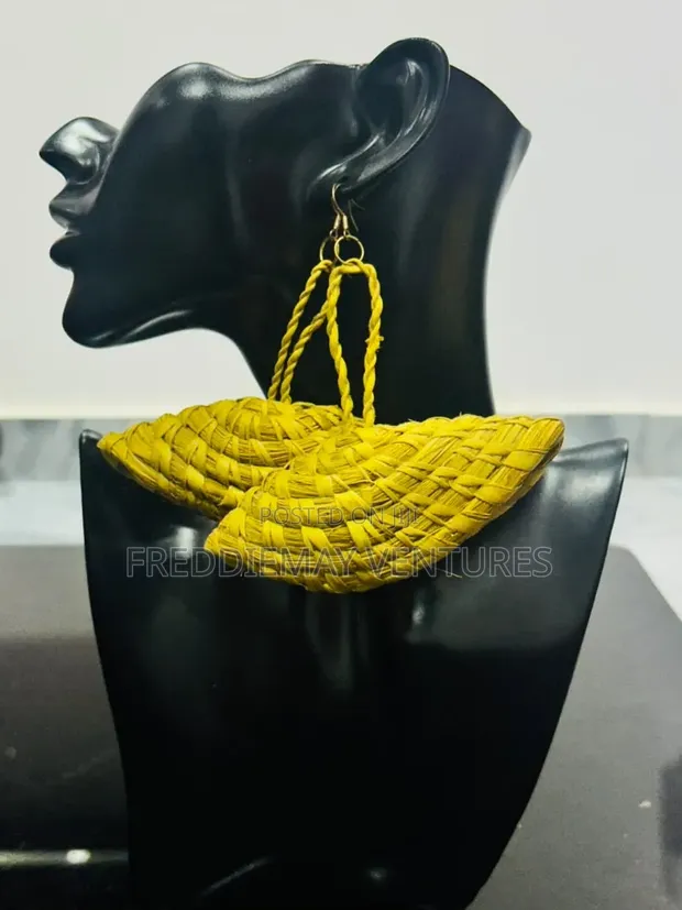 Raffia Weaved Earrings - 1