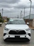 2024 Toyota Highlander XLE AWD White - 3