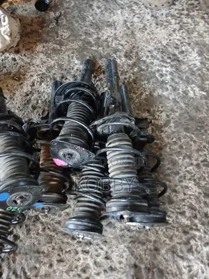 Nissan Rogue 2020-2025 Front Shocks (Used)