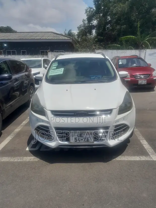 Ford Escape 2014 White - 1