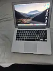 Apple MacBook Air (2014) - Core i7, 4GB RAM, 128GB SSD - 3