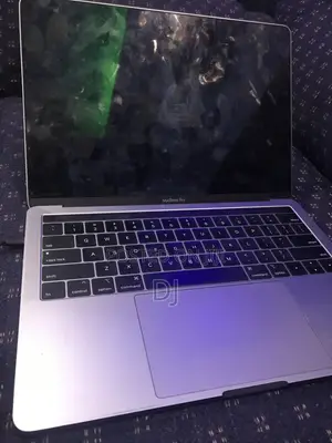 Apple MacBook Pro 2019 16GB Intel Core i7 SSD 512GB