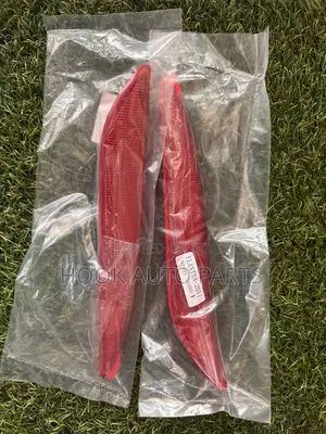 Hyundai Elantra 2011-2013 Rear Bumper Reflector Light Pair