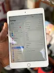Apple iPad mini 4 128GB Yellow - 5