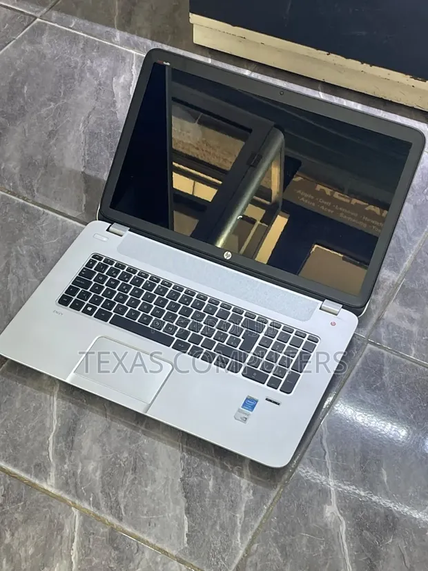 HP Envy 17 Laptop - Intel Core i7, 18GB RAM, 500GB HDD - 1