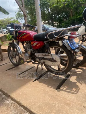 Royal Motorcycle 125cc 2021 Red
