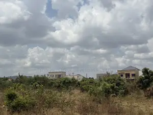 Titled 1 Plot Residential Land in Gated Community, Amrahia