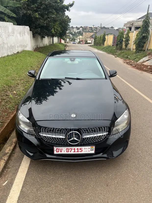 Mercedes-Benz C300 2015 Black - 1
