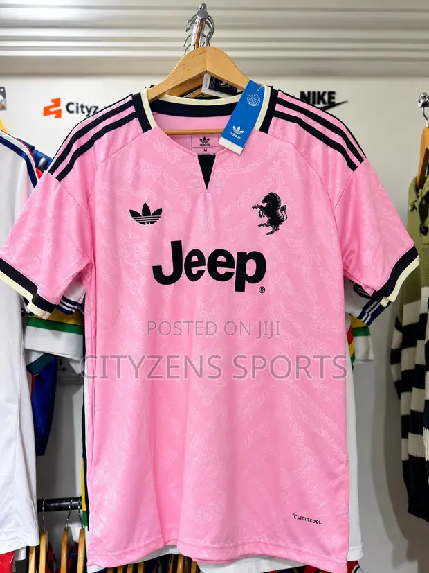 Juventus 2926/27 Third Kit - 1
