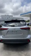 2021 Toyota Highlander XLE Silver - 1