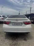 2017 Toyota Camry SE Sedan - 3