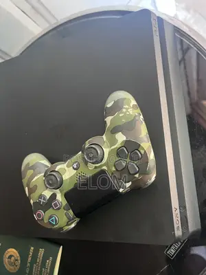 Playstation 4 Slim with 1 Controller and Games