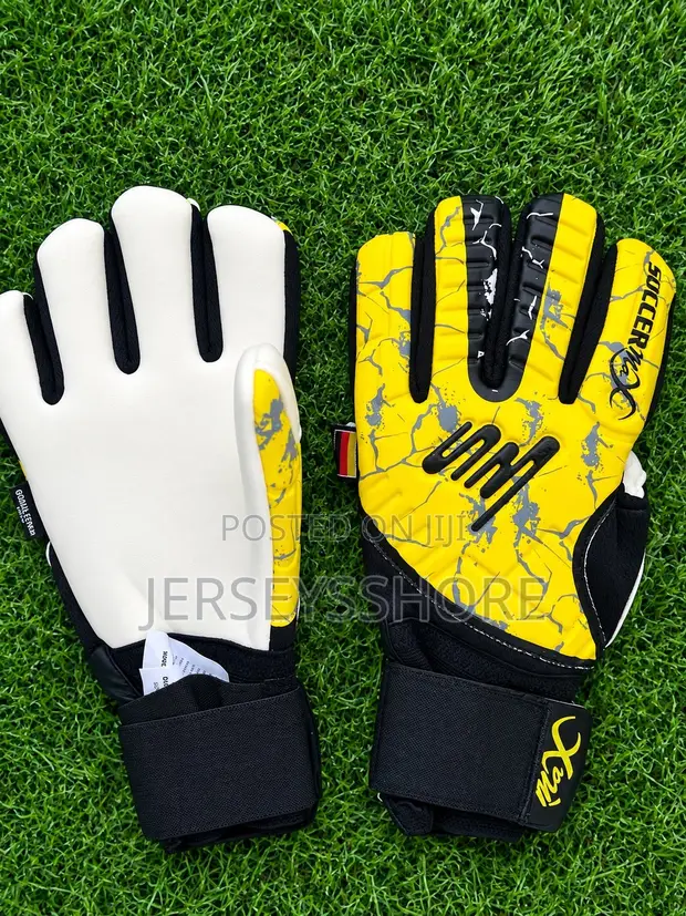 Original Soccer Max Pro Goalkeeper Gloves - 1