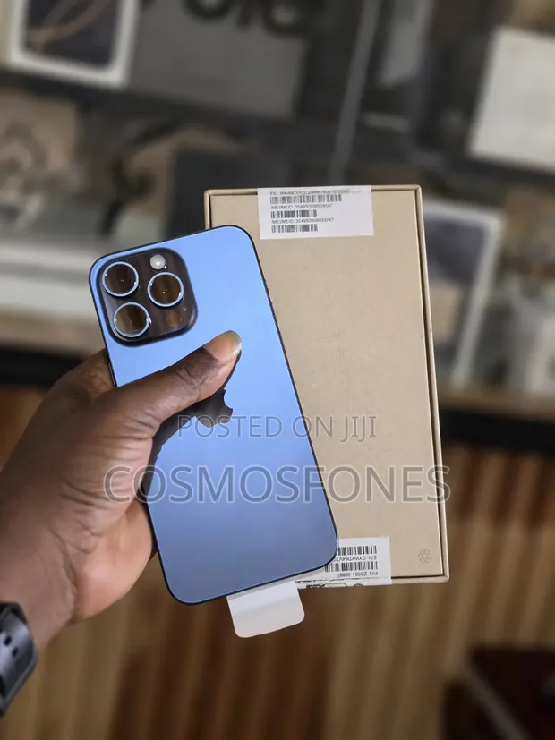 New Apple iPhone 15 Pro Max 256GB Blue - 1
