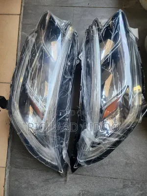 Honda CR-V 2015/2016 LED Headlight Available