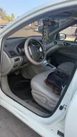 Nissan Tiida 1.6 Hatchback 2012 White - 4