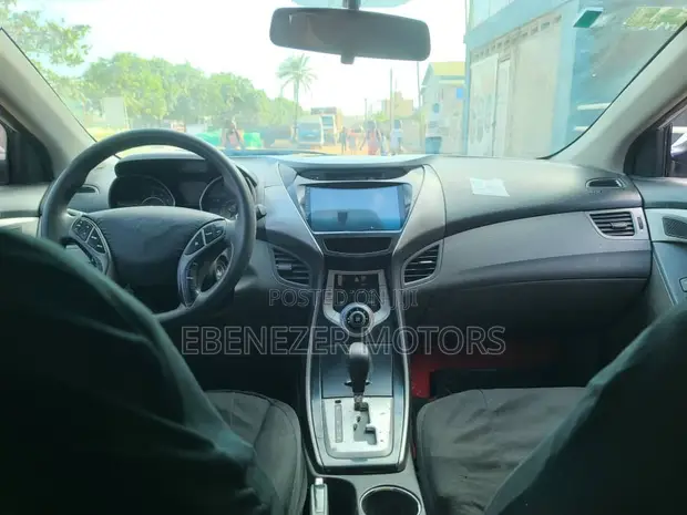 Hyundai Elantra 2013 Blue - 1