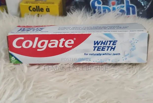 Colgate White Teeth Toothpaste, 75ml - 1