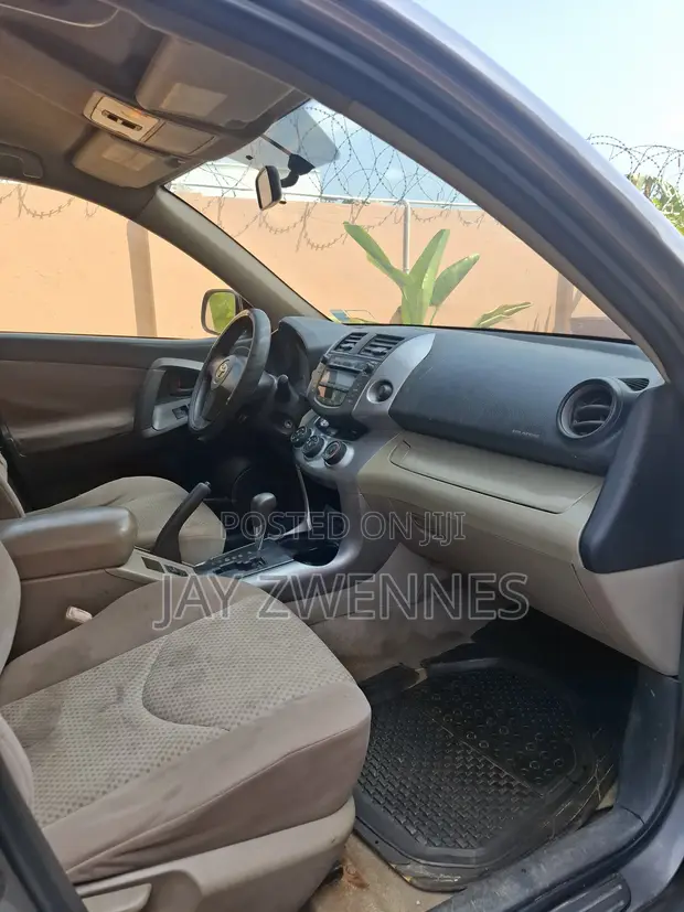 Toyota RAV4 2008 Gray - 1