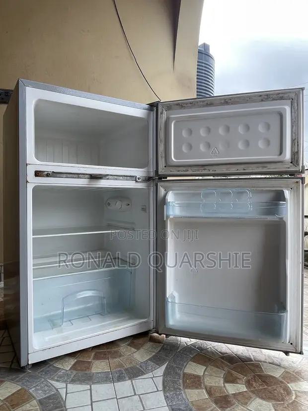 Akai Tabletop Fridge - Home Used - 1