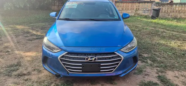 2017 Hyundai Elantra SE Sedan FWD - 1