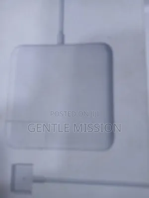 Apple Power Adapter