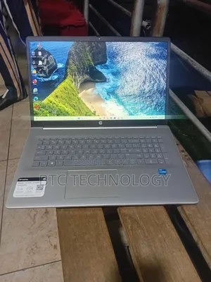 HP Pavilion 17 Laptop - Intel Core i3, 8GB RAM, 256GB SSD