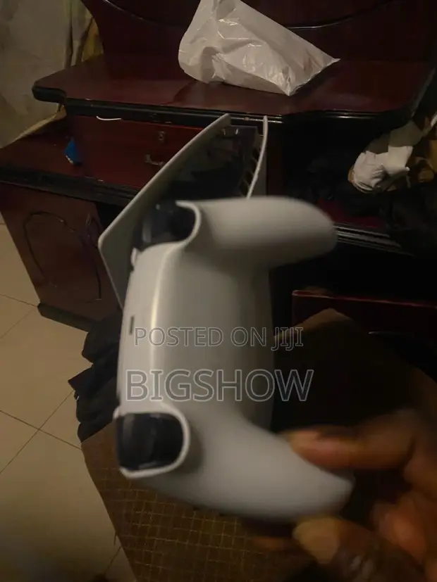Used PS5 Controller - 1
