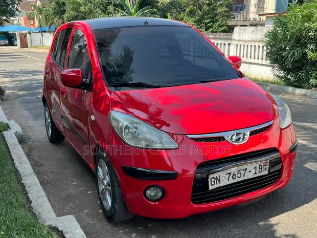 Hyundai i10 1.1 2010 Red - 1