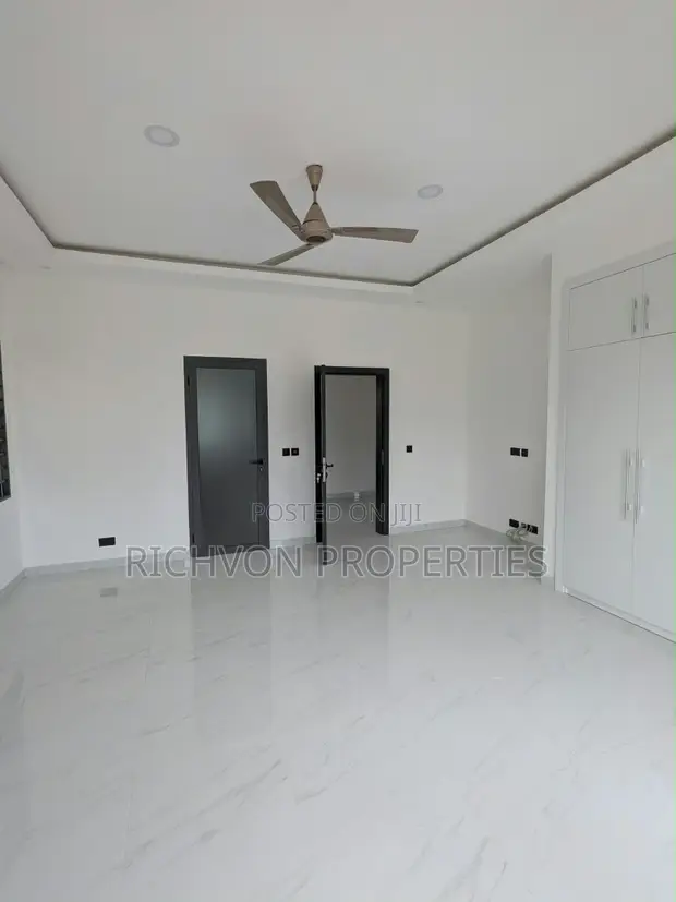 3 Bedroom House for Rent in Richvon, Spintex - 1