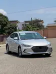 Hyundai Elantra SEL 2018 Silver - 2