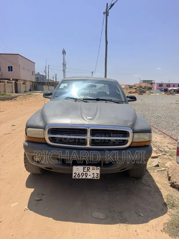 2006 Dodge Dakota Quad Cab 4x4 - 1