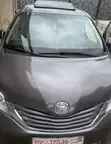 Toyota Sienna 2017 Gray - 3