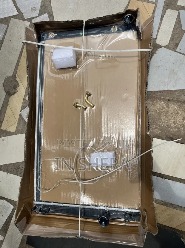 Toyota RAV4 Radiator Water Tank (2011-2014) - 1