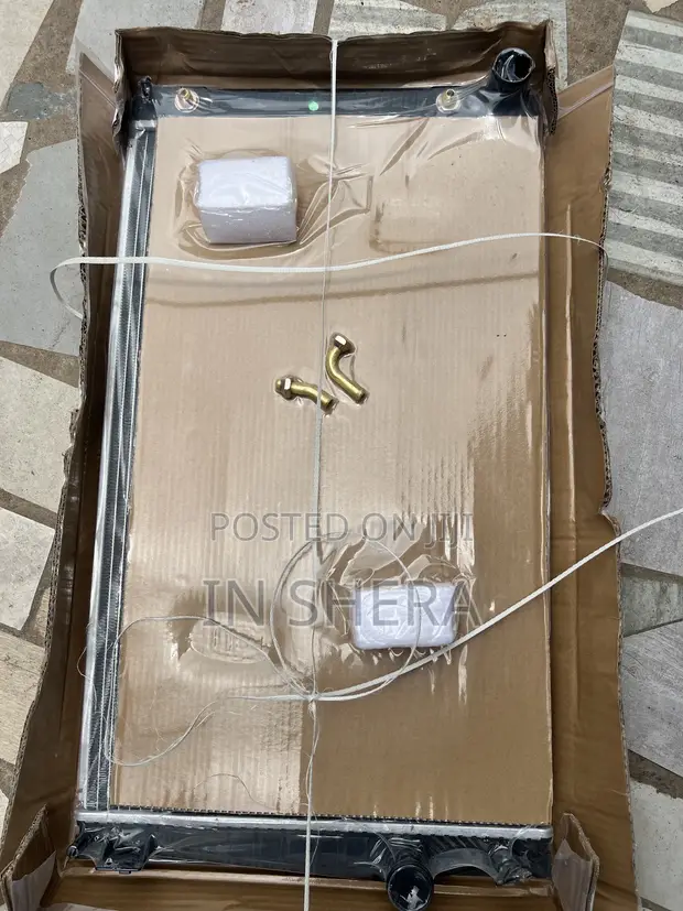 Toyota RAV4 Radiator Water Tank (2011-2014) - 1