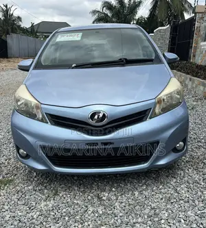 Toyota Vitz 2013 Teal