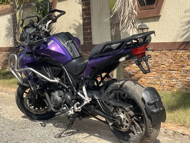 Benelli TRK 502 2017 Purple - 1