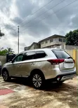 2018 Mitsubishi Outlander SEL FWD SUV - 3
