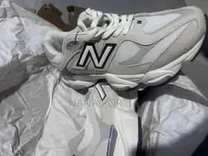 New Balance Sneakers - White
