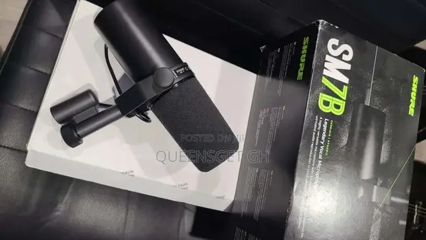 Shure SM7B Podcast Microphone - 1